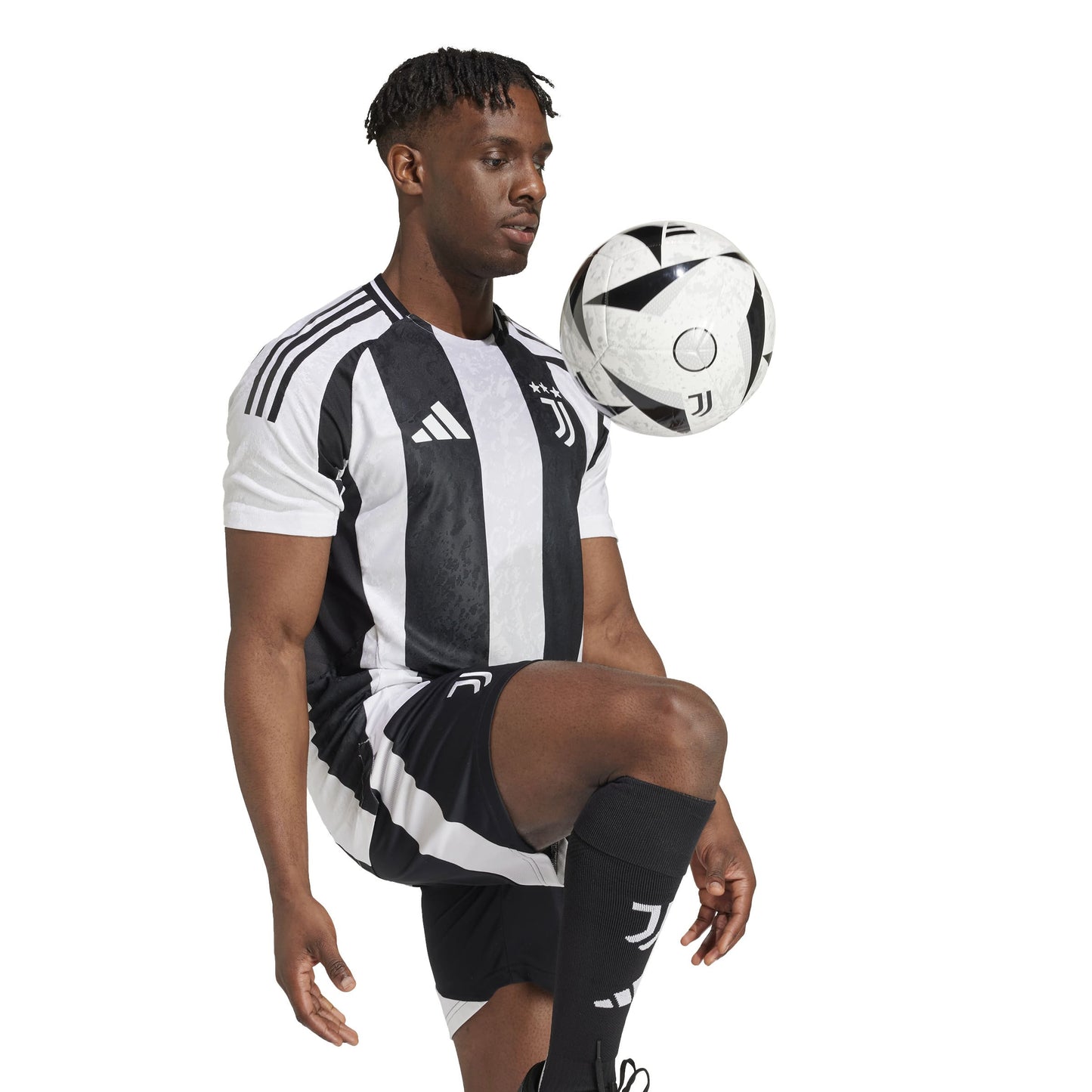 Juventus Authentic Player Home Jersey 2024/25